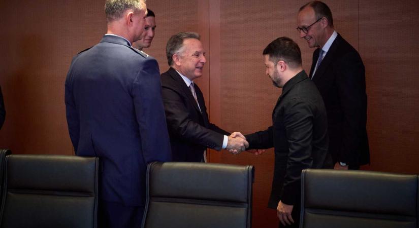 Karácsonyig kaphatott haladékot Ukrajna – Trump beszélt Putyinnal