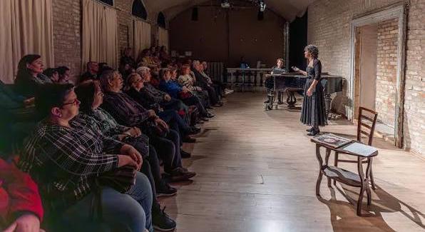 Önkénteseket keres a Színházak Éjszakája