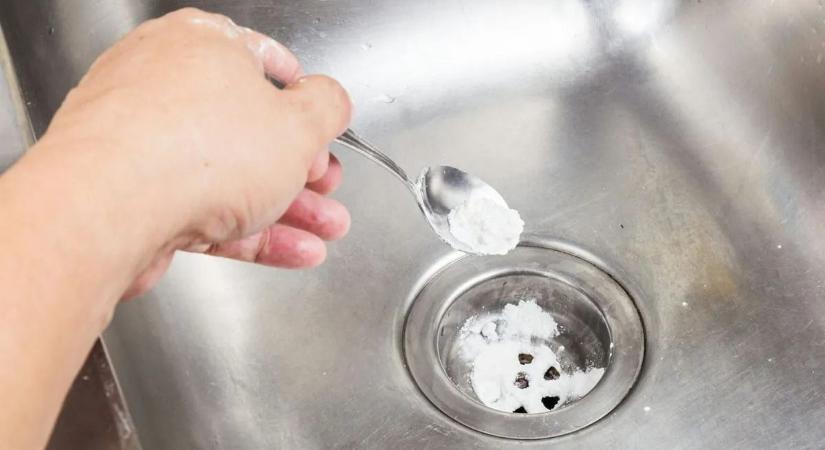 Ne ess pánikba, ha eldugul a lefolyó - íme néhány tuti tipp és már kész is vagy!