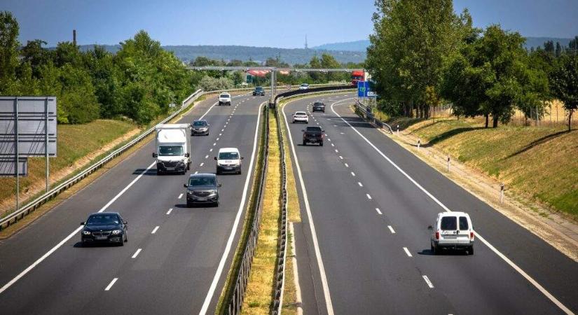 NÚSZ: erősen indult a 2026-os autópálya-matricák elővásárlása