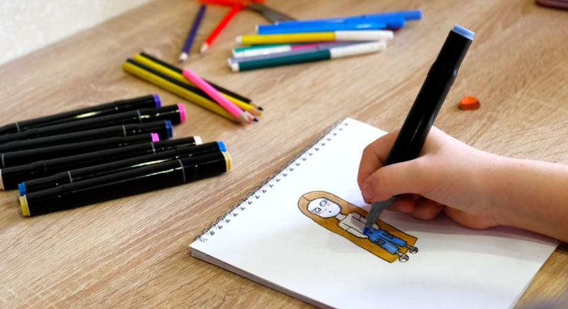 Több mint háromszáz alkotás: mutatjuk az adventi rajzpályázat díjazottait - fotók