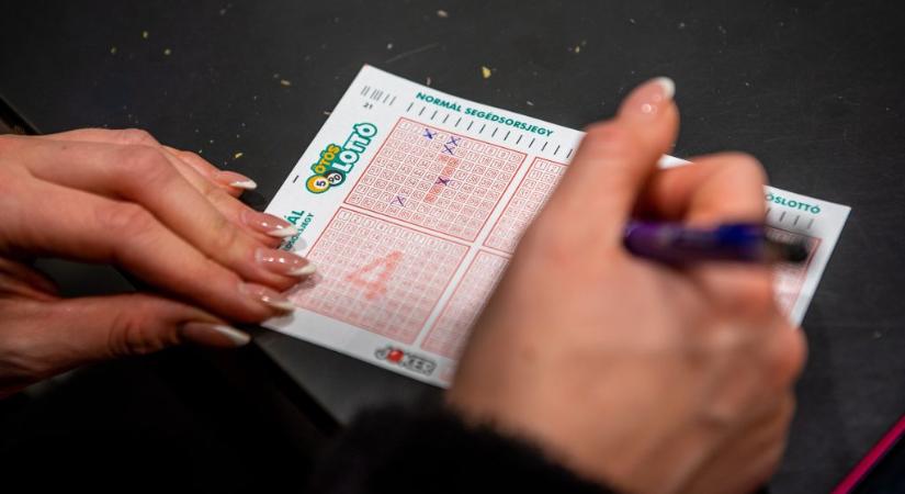 Jön a Szilveszteri Szuperlottó: 7 milliárd forintot lehet nyerni