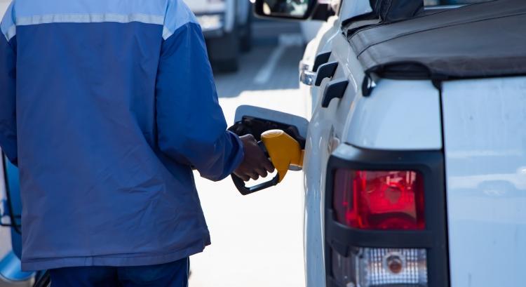 Jelentősen változik az üzemanyag ára