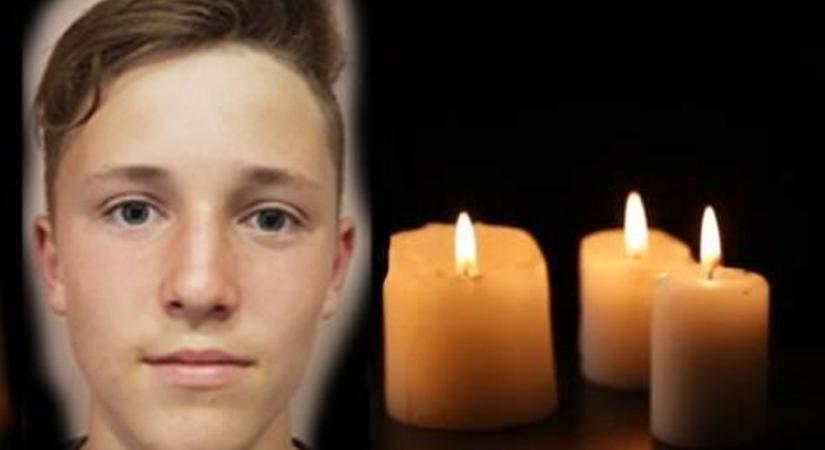 Így búcsúznak a vasi klubok az autóbalesetben elhunyt futballistától - Videó