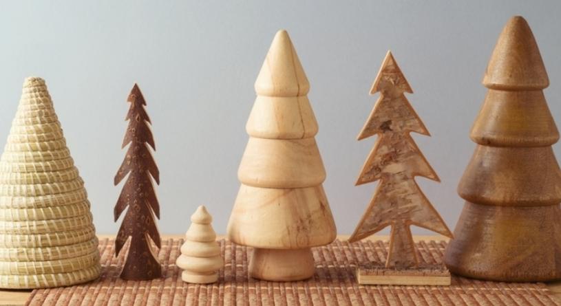 Barkácsolj fából karácsonyfa alakú dekorációt: könnyű, olcsó és gyors ötlet az ünnepekre!