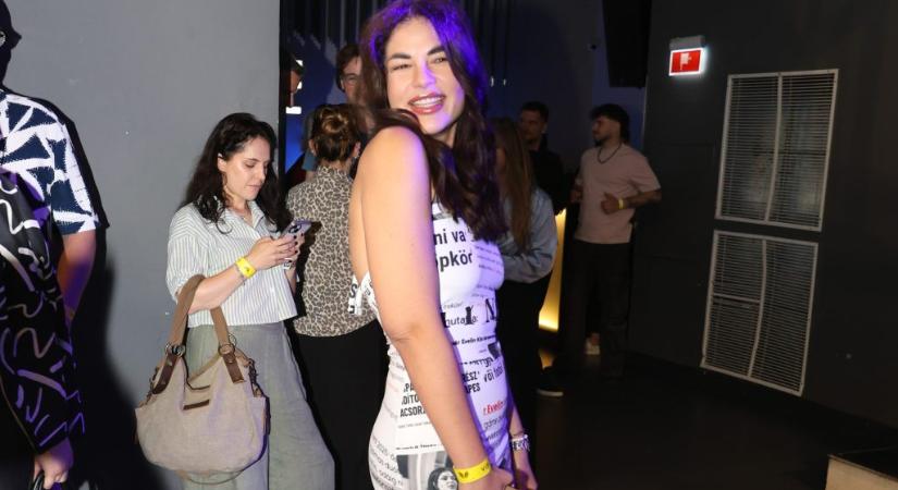 Gáspár Evelin Brüsszelbe is elkísérte Szijjártó Pétert, vlogjában francia nyelvtudását is bemutatta