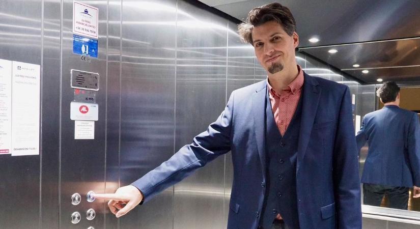 Átadták a kórház új látogatói liftjét