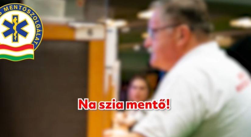 "Na szia mentő!" - pólóra dobta a DRK az év négyéves hősének mondatát