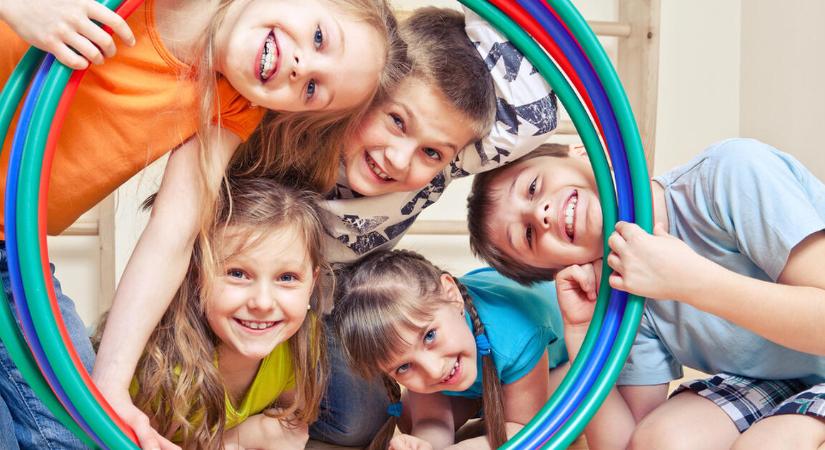 Kiderült, hány édesanya kapja szja-mentesen a bérét