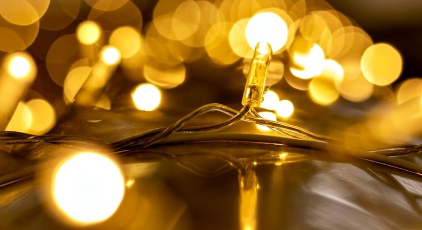 Ez a karácsony mindent felforgat! 2025-ben a csillagjegyed nem menekül a sorsa elől