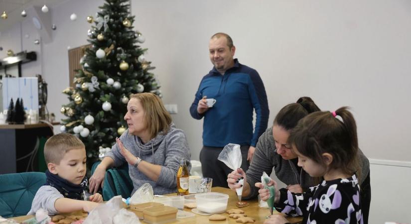 Bőséget szeretnél 2026-ban? Ide kerüljön a karácsonyfád a feng shui szerint