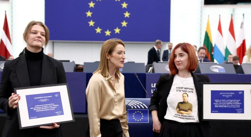 Bebörtönzött újságírók kapták az EU legrangosabb emberi jogi díját