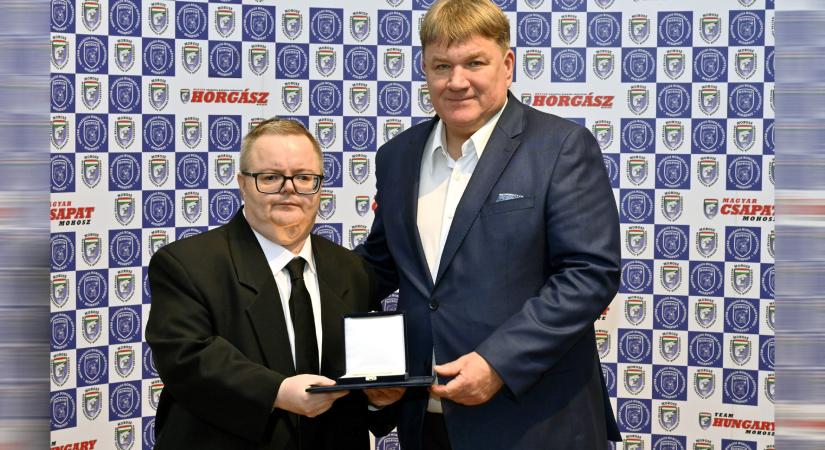 Elismerték a horgászokért végzett 30 éves munkát