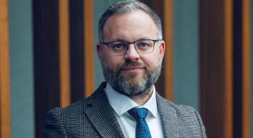 Igénytelen országnak nevezte Magyarországot Pankotai Lili - Orbán Balázs reagált a kijelentésre