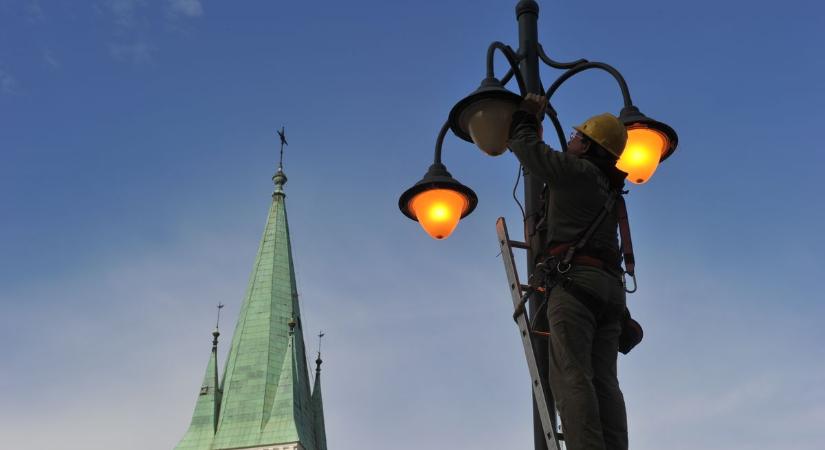 Sötét utcák, világos kérdések – kommentcunami a kaposvári közvilágításról