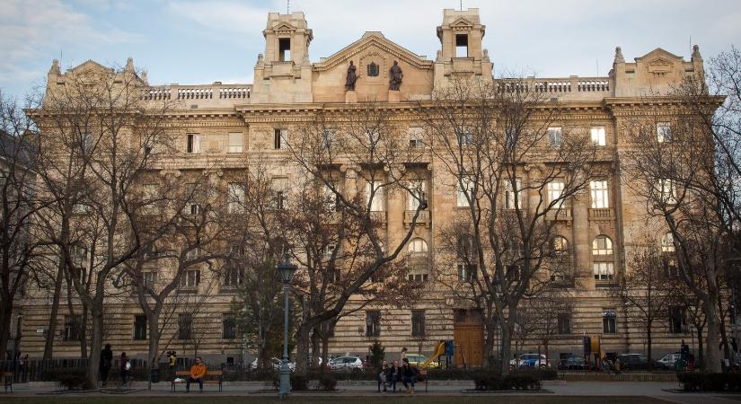 Itt az MNB új előrejelzése: 0,5 százalékos lehet az idei növekedés