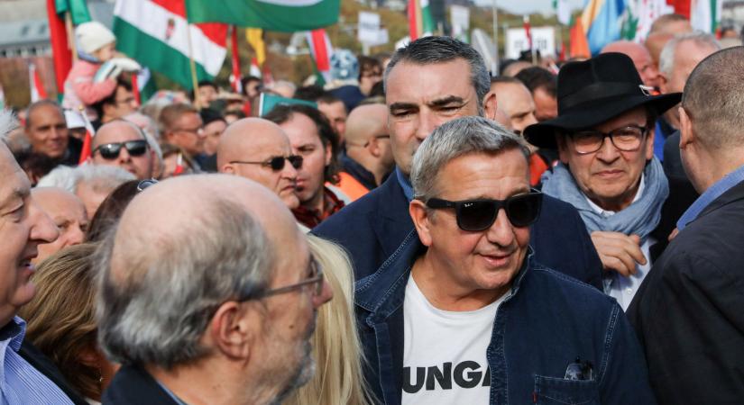 Bayer Zsolt szerint a mihaszna Z-generáció a TikTokon törli el a múltat, miközben a Fidesz épp tiktokozásra képzi a jelöltjeit