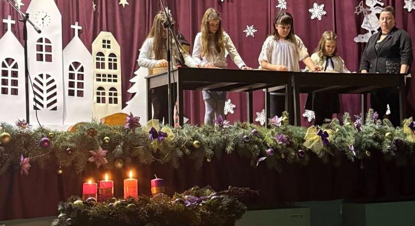 Csodás hangulatban telt a harmadik adventi gyertyagyújtás