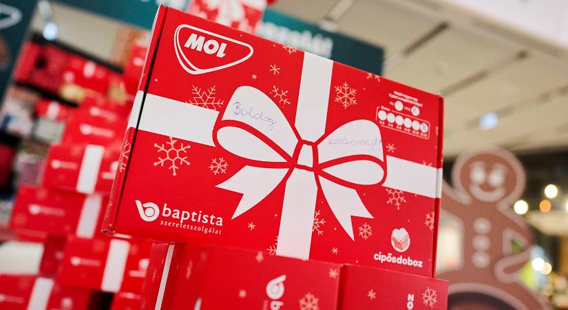 A MOL kollégái ezer cipősdoboz adománnyal járultak hozzá idén a Baptista Szeretetszolgálat országos gyűjtéséhez