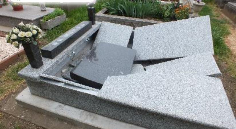 A temetőben randalírozott