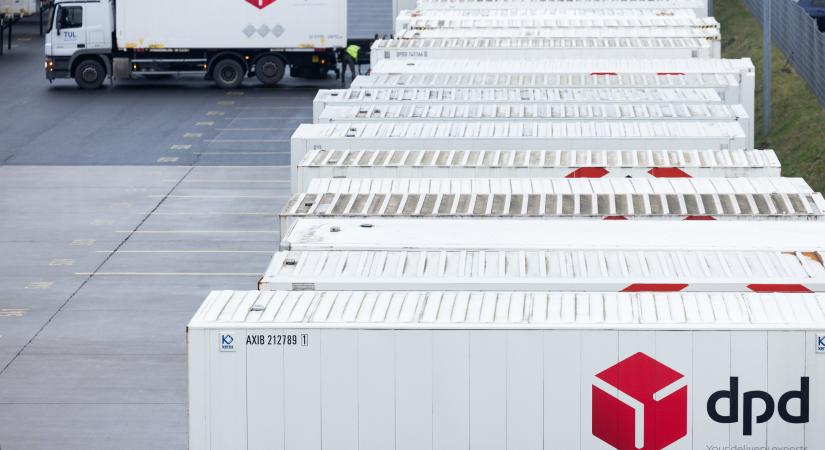 Karácsonyi csomagok százai vesztek el, károsultak ezrei panaszkodnak a DPD-re