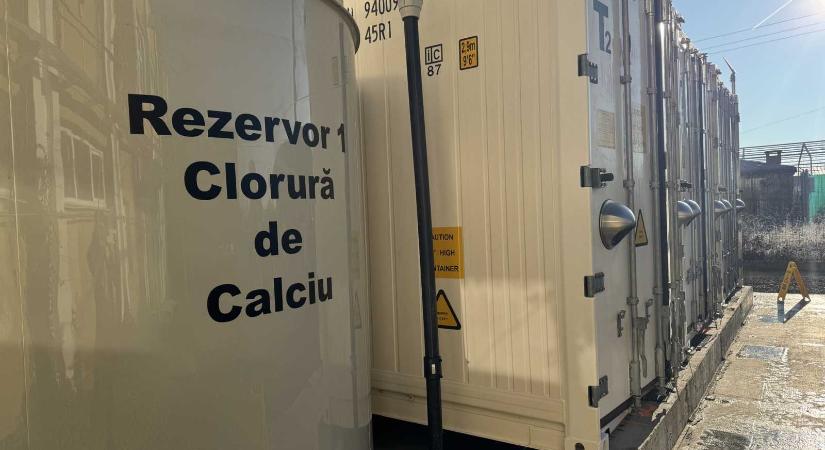 Ivóvíz folyik a dicsőszentmártoni csapokból – Beüzemelték a sótalanító berendezést