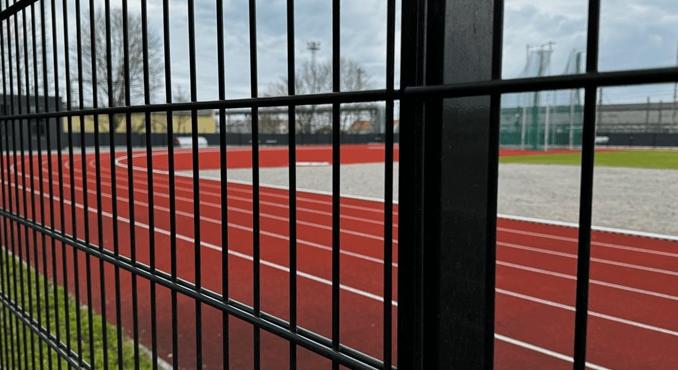 Katonai nevelésért és oktatásért fizettek a szülők, de az intézményben fogva tartották és bántalmazták a gyerekeket