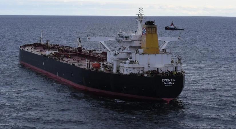 Németország nem fogja lefoglalni az orosz tankert: a bíróság jogellenesnek találta a vámhatóság intézkedéseit