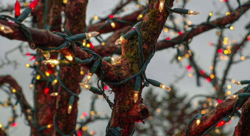 Tornádó tarolta le a karácsonyi dekorációt