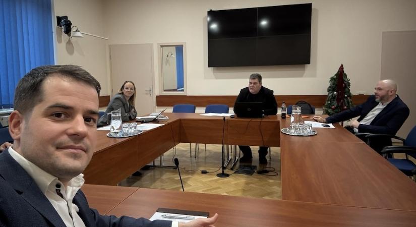 Kósa Roland szerint az igazság az ő oldalukon van a győri parkolási ügyben