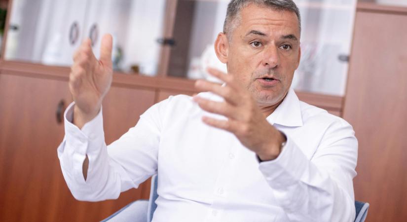 Szárazra beszélem a számat, de amíg nincs Armageddon, senkit nem érdekel – Gyuricza Csaba professzor arról, hogy a szántást felejtsük el