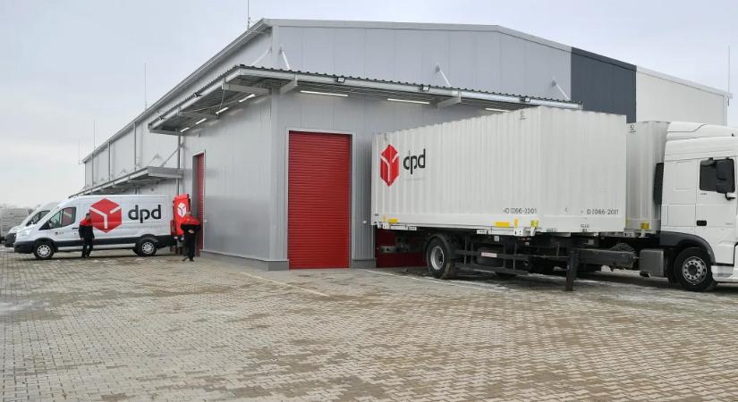 DPD: A tucatjával kapott fenyegető vagy zaklató üzenetek nem segítik a helyzet megoldását