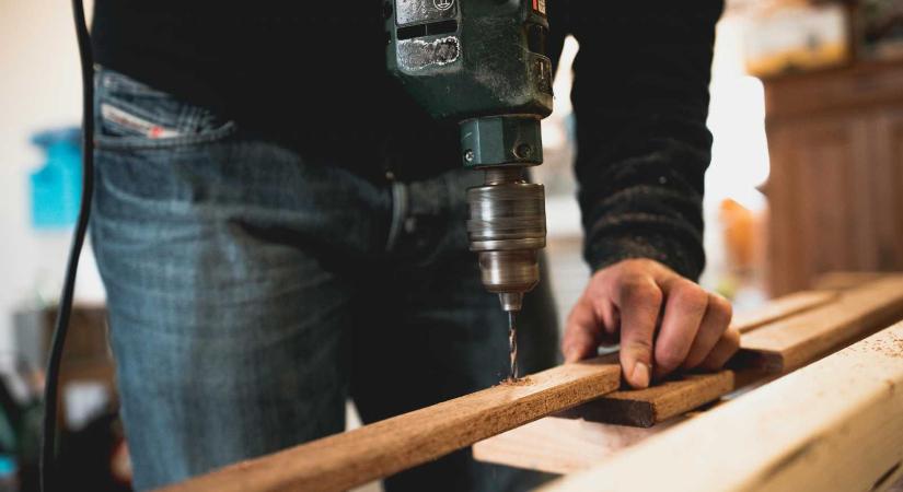 Megszűnik a hároméves szakiskola: szaklíceumba terelik a szakképzést