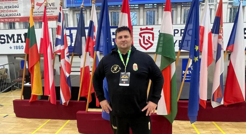 Reviczky Gábor, Farkas Bertalan és Hajas László mellett szerepel ifj. Fekete László neve is