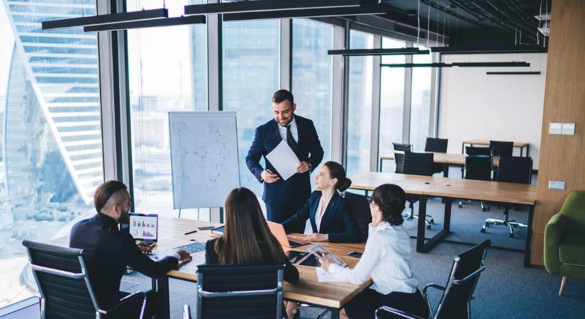 Az Egyesült Államokban több a munkahely, de nőtt a munkanélküliség