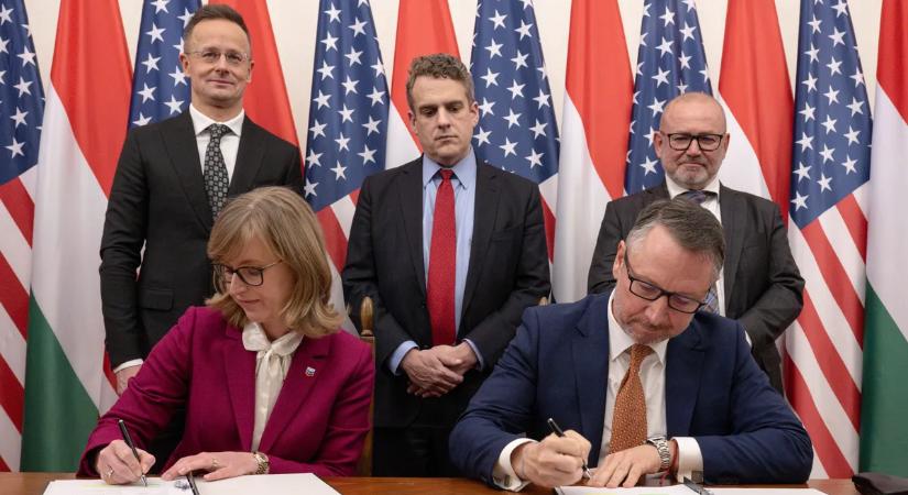 Nagyon fontos bejelentést tett Szijjártó Péter