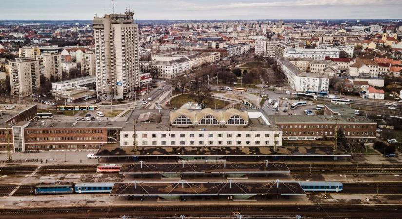 Lázár János: a Nagyállomás fejlesztése elkerülhetetlen – fotókkal, videóval