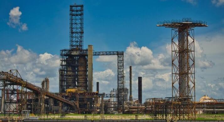 Az amerikai olaj ára hét éve nem látott mélypontra esett