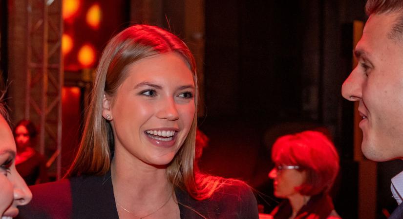 Három hely, három óra, egy fa: Balogh Eleni karácsonya már most legendás