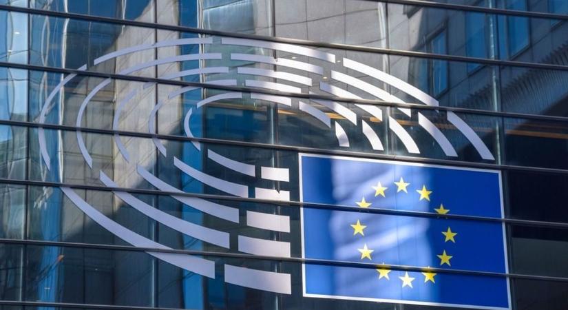 Ez már padlássöprés, megszavazta a parlament: az utolsó euróit is Ukrajnának adja Európa – hozzáférnek ahhoz, amihez eddig csak a tagországok