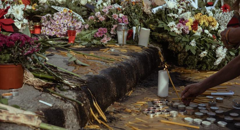 Milliós kártérítéseket fizet a vasút az újvidéki tragédia áldozatai családjainak