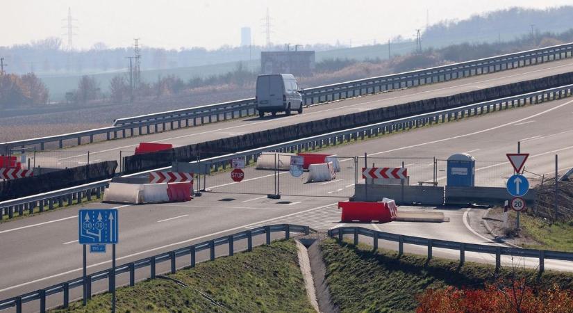 Ilyen nincs: a Strabag az utolsó pillanatban beleköpött Lázár János levesébe, mégse adják át a magyar autópályát szerdán – "Nincs rá lehetőség"
