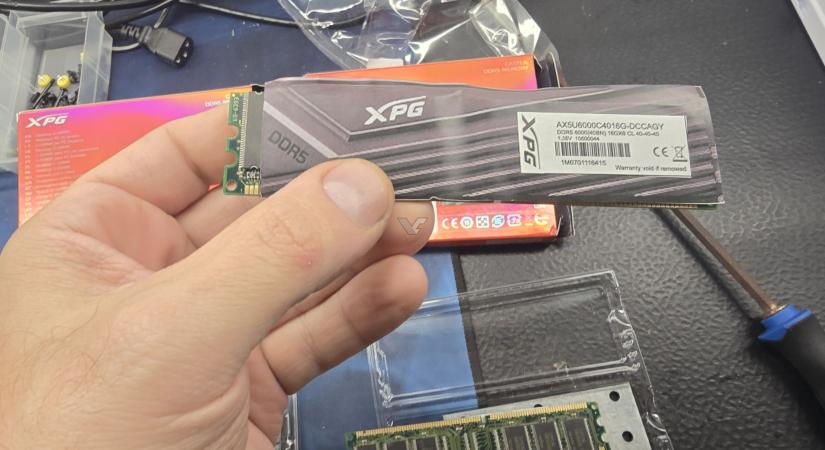 Új csalás bukkant fel: DDR/DDR2 típusú memóriamodulokat adtak el DDR5-ös készletként