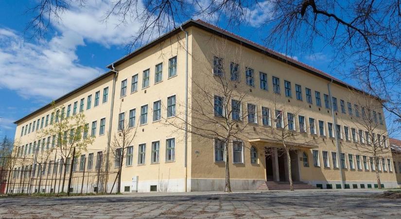 Ismét a TOP 100-ban a technikumok között a bajai Türr