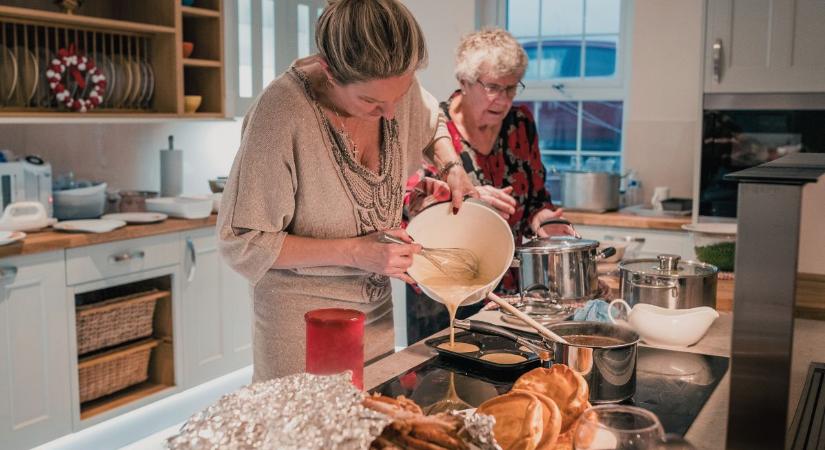 A hazai sztárséf elárulja: így lehet gondtalan az ünnepi készülődés a konyhában