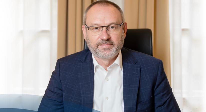 Zsigó Róbert: A Tisza 5 perc alatt elvenné a 14.havi nyugdíjat