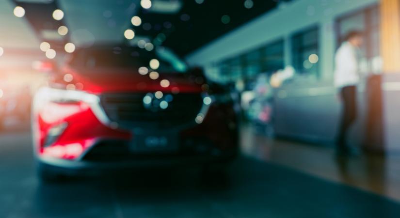 Döntött az EU: kiderült, mi lesz a benzines és dízel autókkal 2035 után