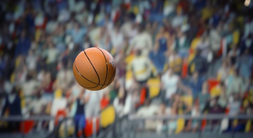 Eltűnt két 13 éves lány egy kosárlabdameccsről, másnap egy idegen házában találták meg őket