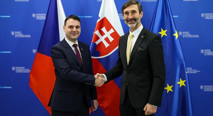 Épp csak kinevezték, máris Pozsonyba látogatott az új cseh külügyminiszter