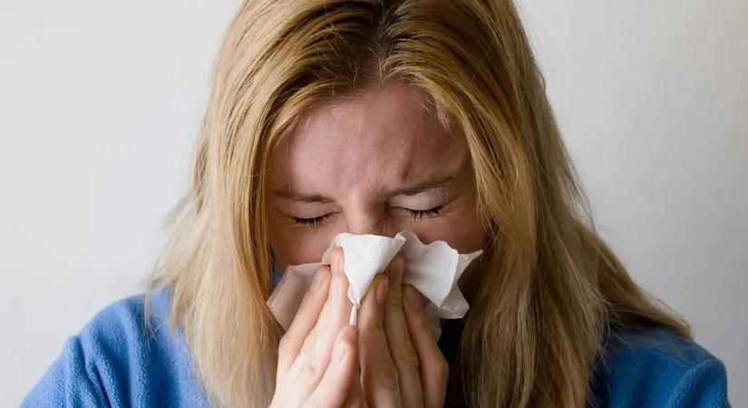 Kilyukadt a televíziós műsorvezető orra a kokaintól